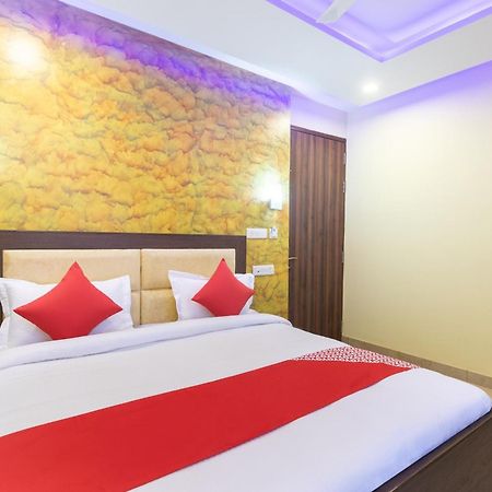 OYO 29932 Hotel R S Plaza Neu-Delhi Exterior foto