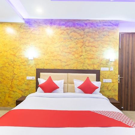OYO 29932 Hotel R S Plaza Neu-Delhi Exterior foto